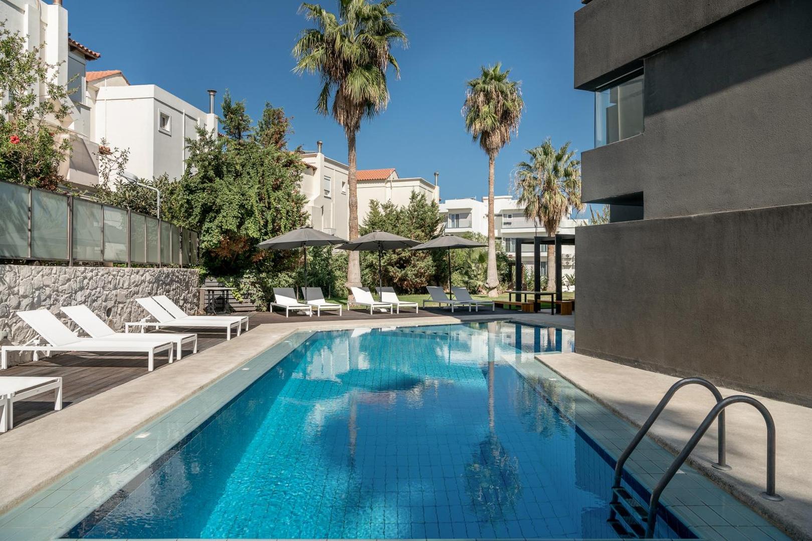 Icarus Hotel 5