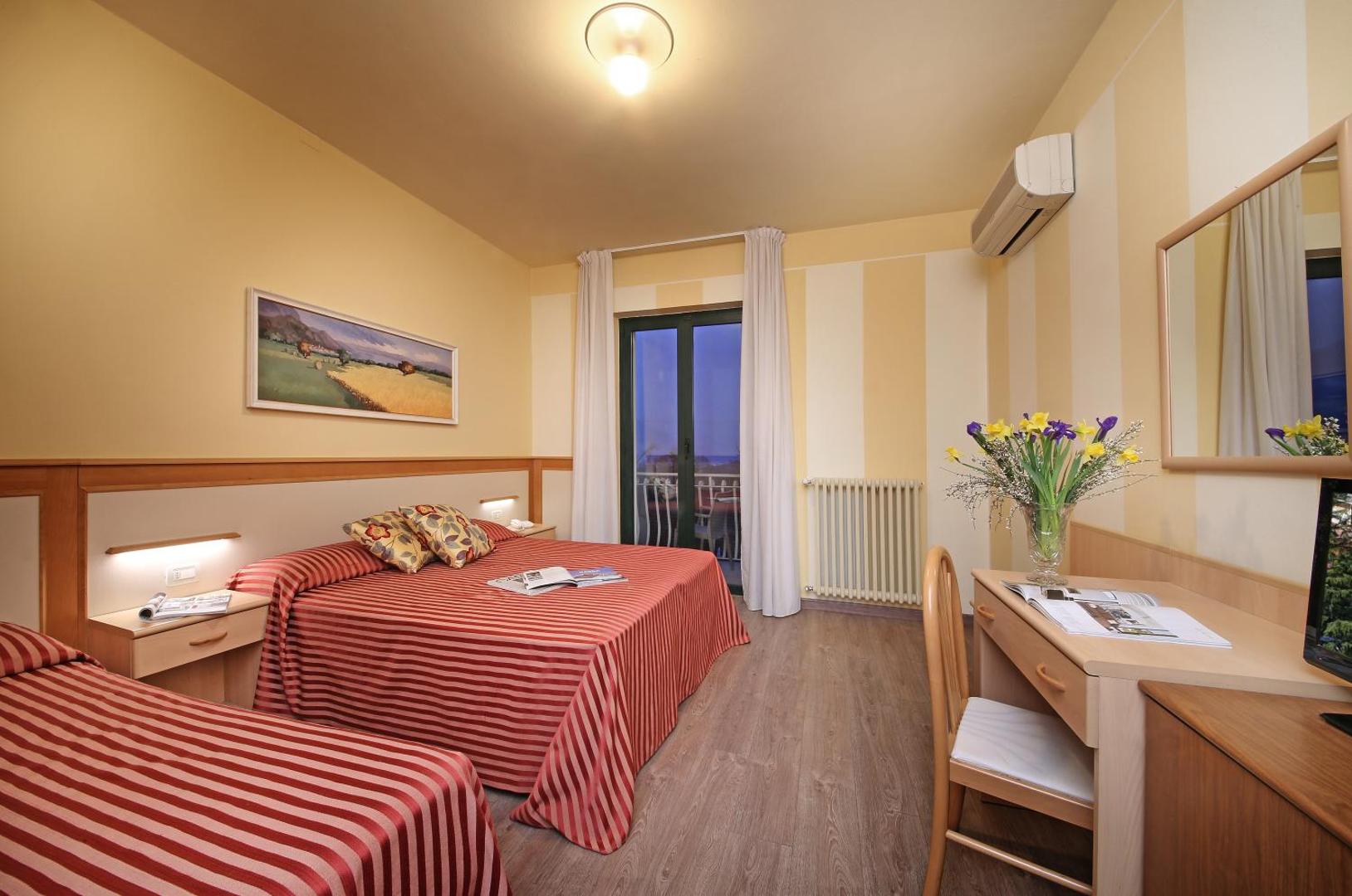 Hotel Panoramica 8