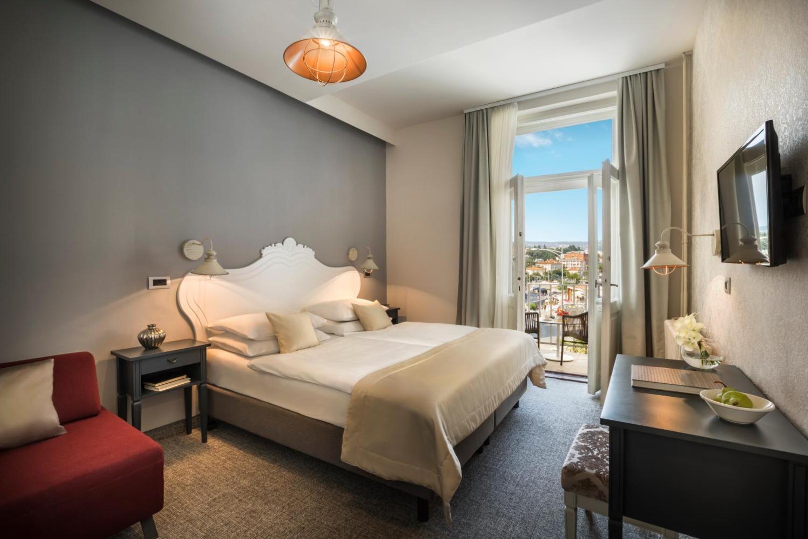 Hotel Lungomare Opatija - by Liburnia Hotels & Villas 4