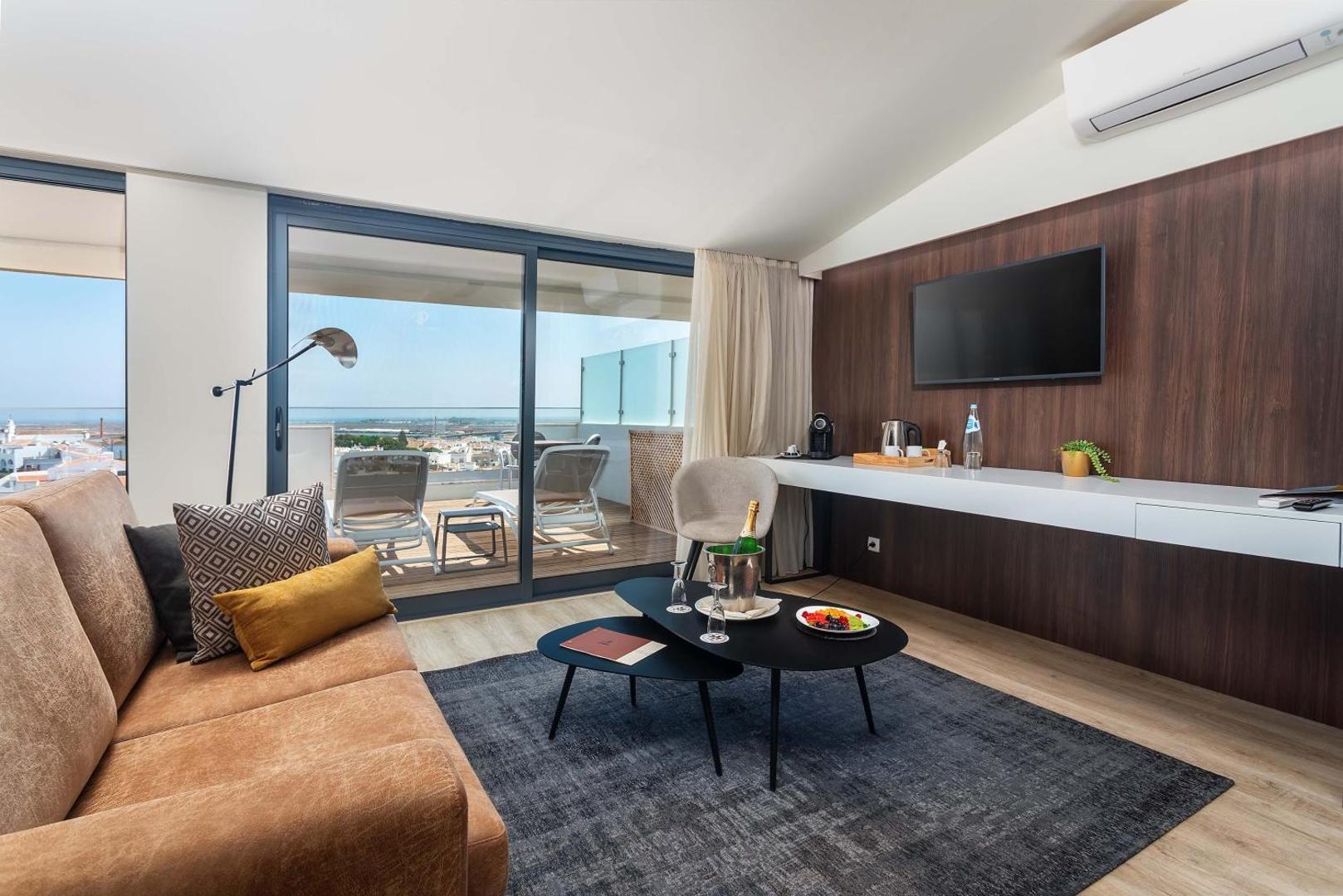 AP Maria Nova Lounge - Adults Friendly 7