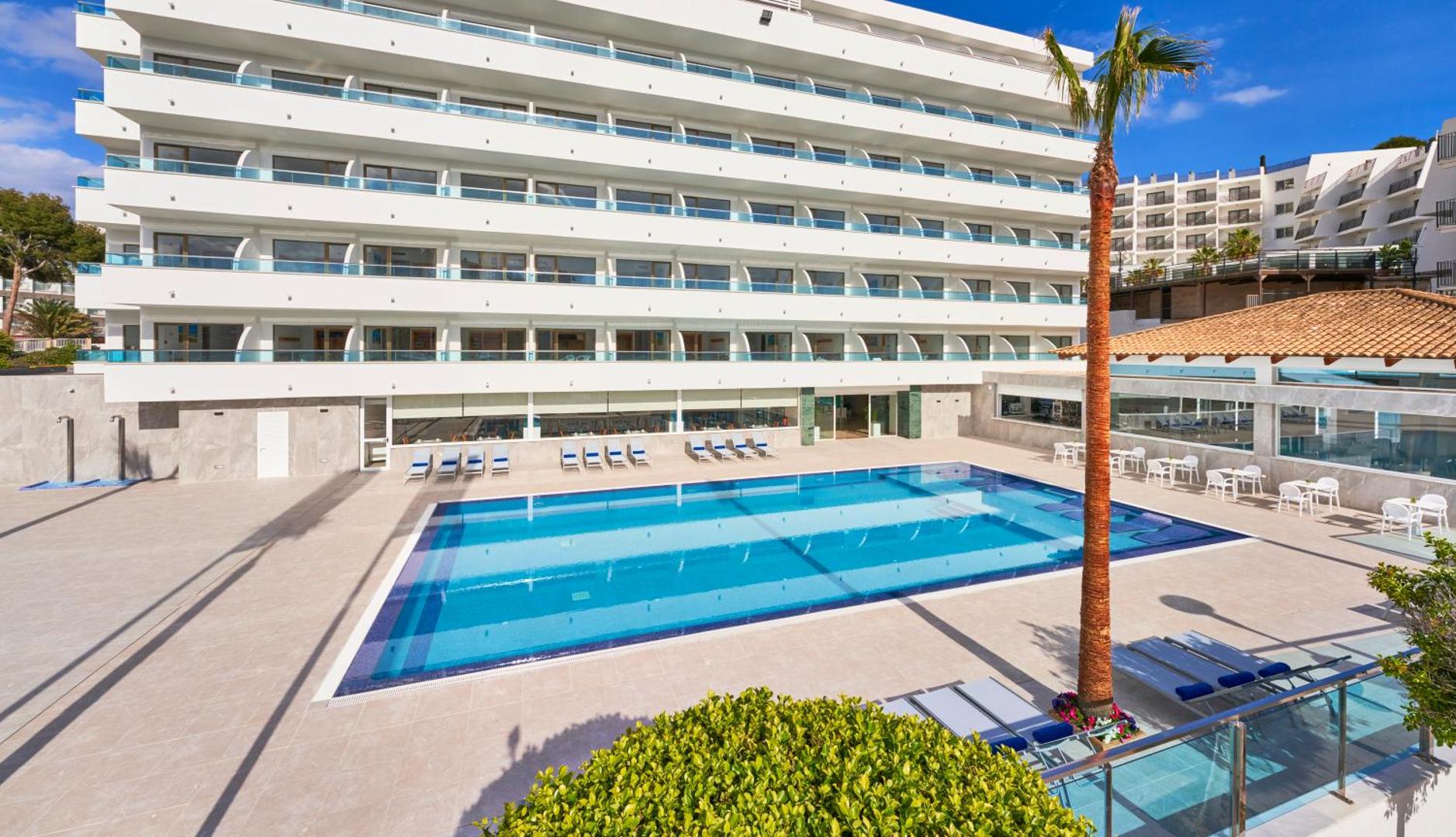 Globales Torrenova, Magaluf 5