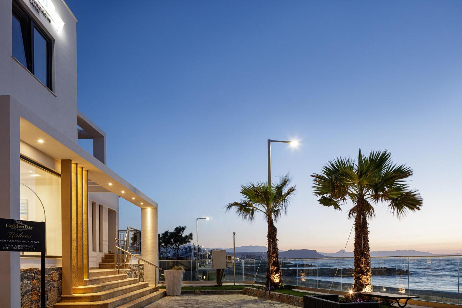 Golden Bay Boutique Hotel & Bungalows 5