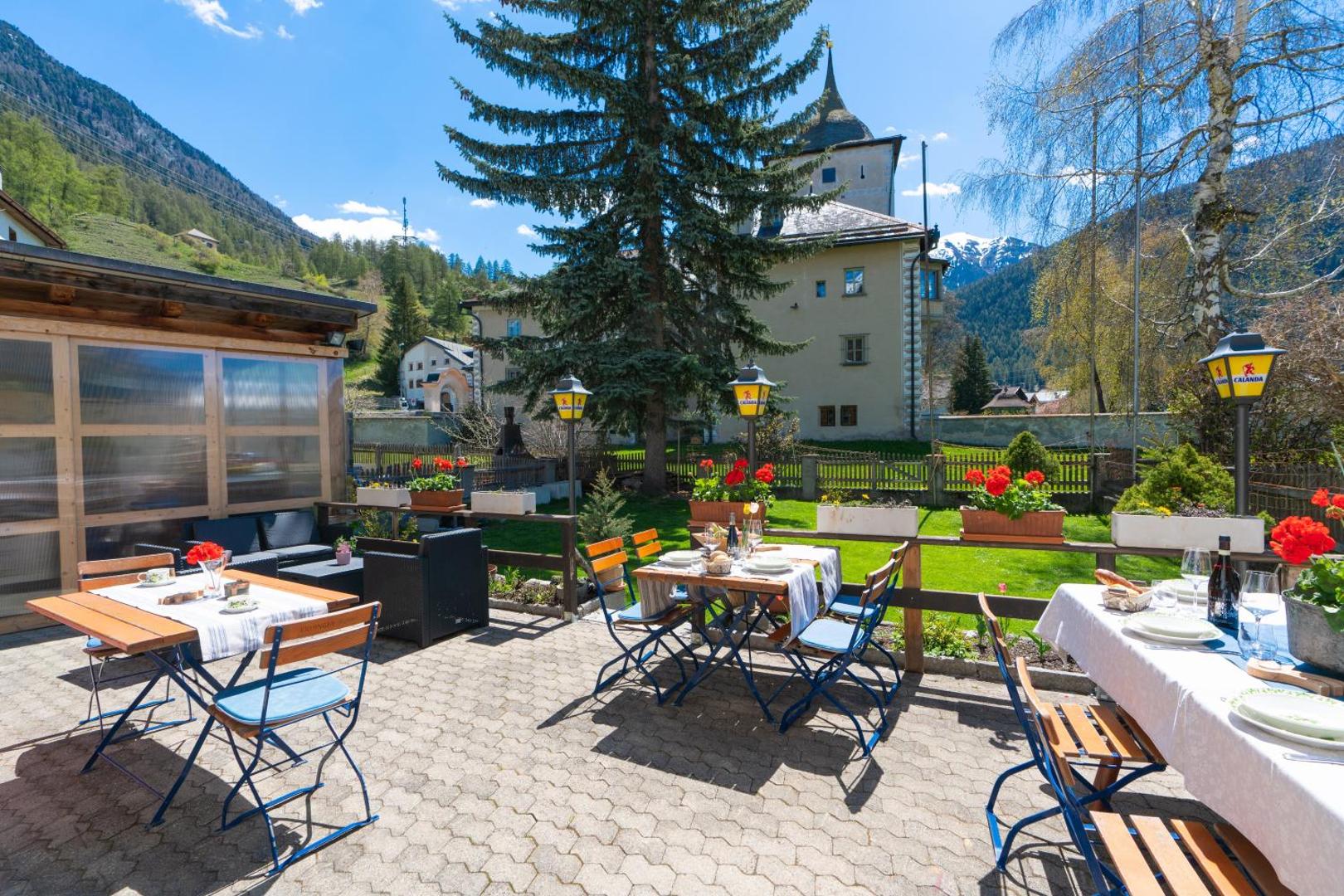 Hotel Alpina 7