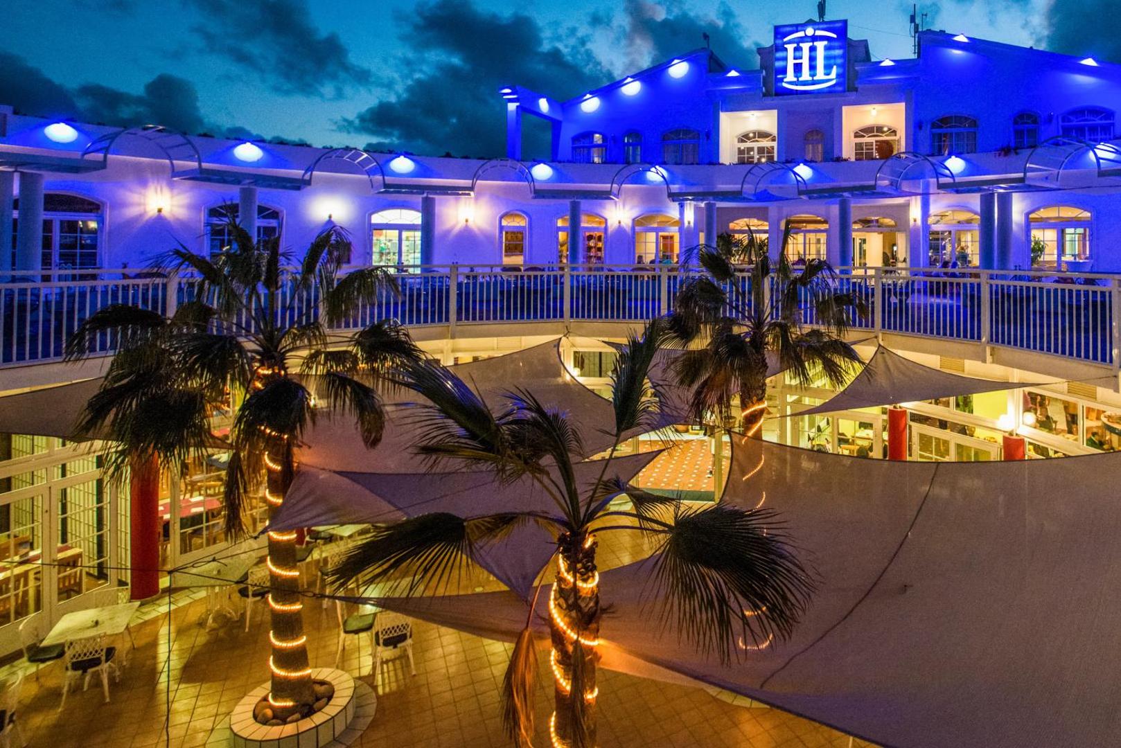 HL Paradise Island 8