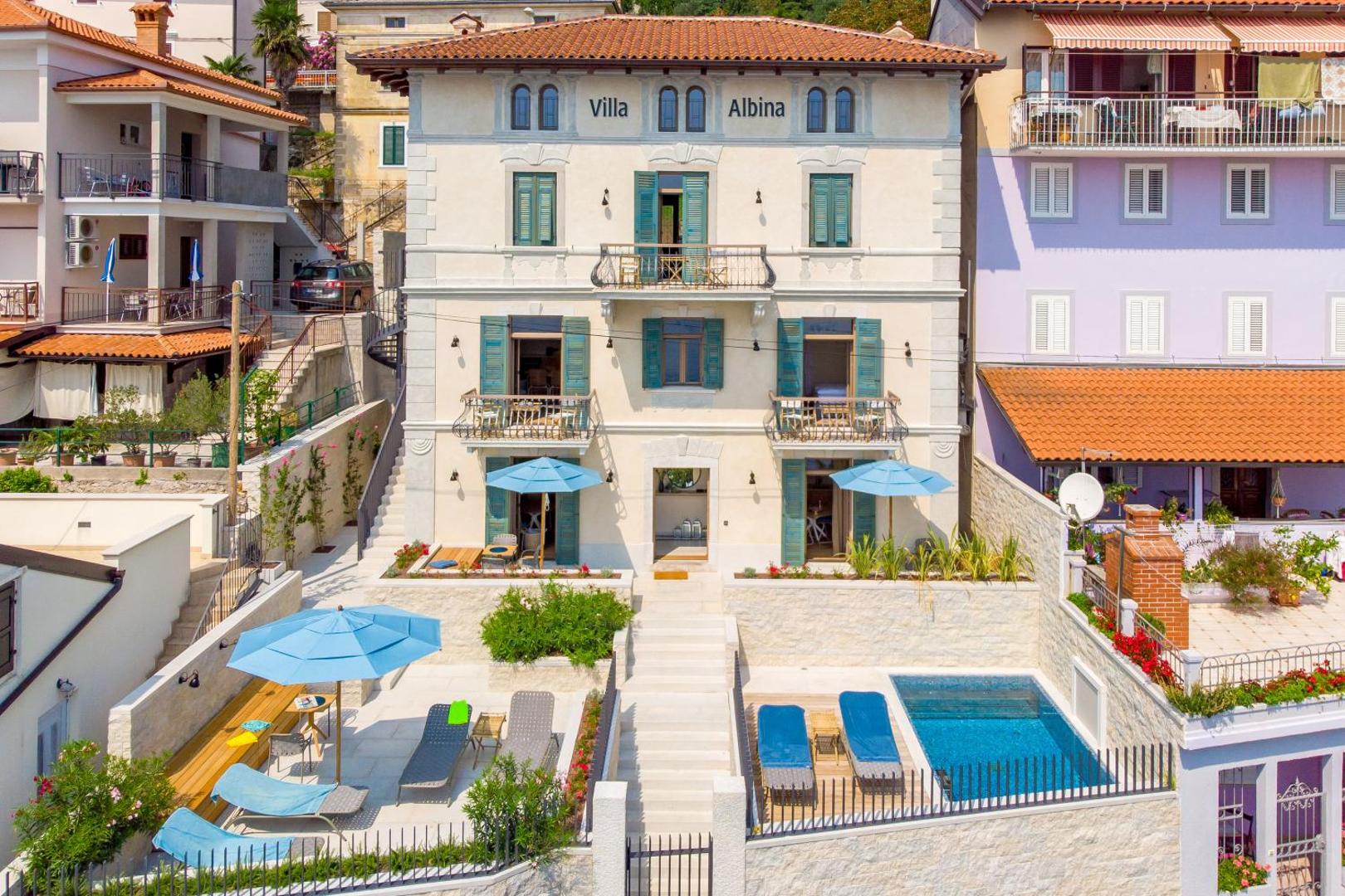 Villa Albina 8