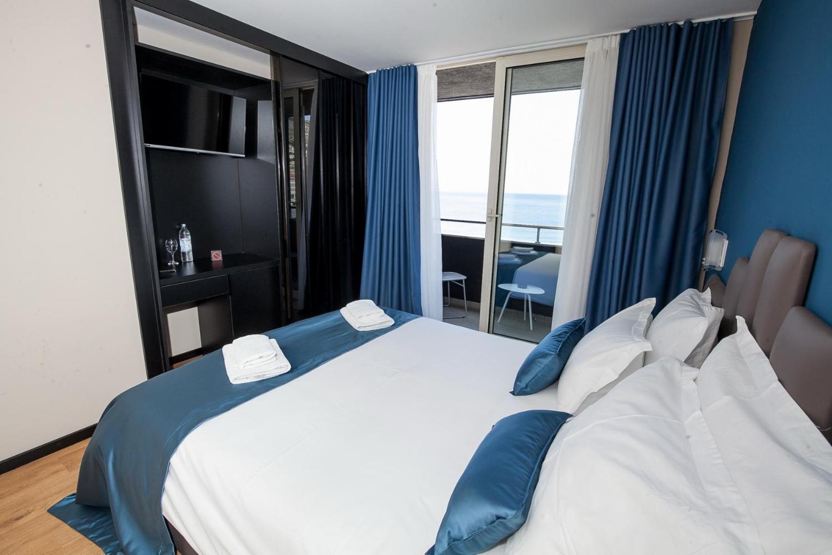 Boutique Hotel Bura 45N 8