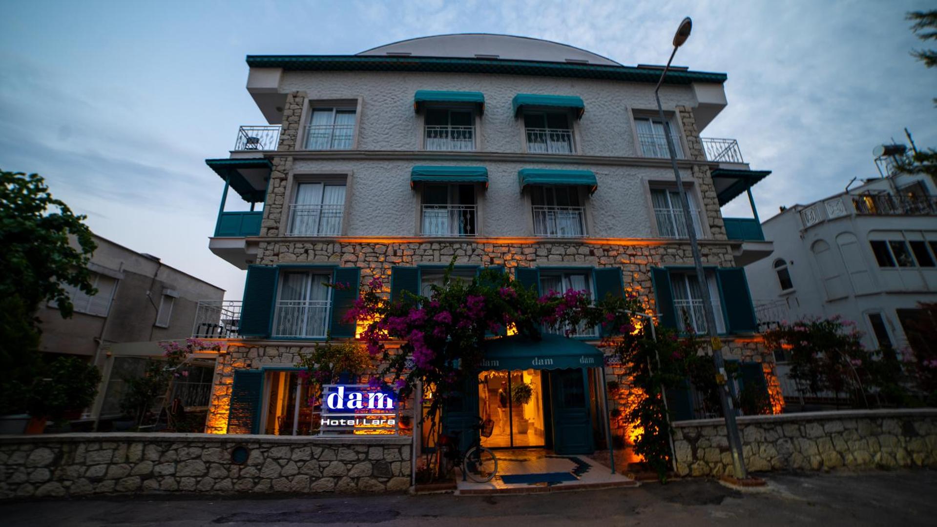 DAM HOTEL LARA 7