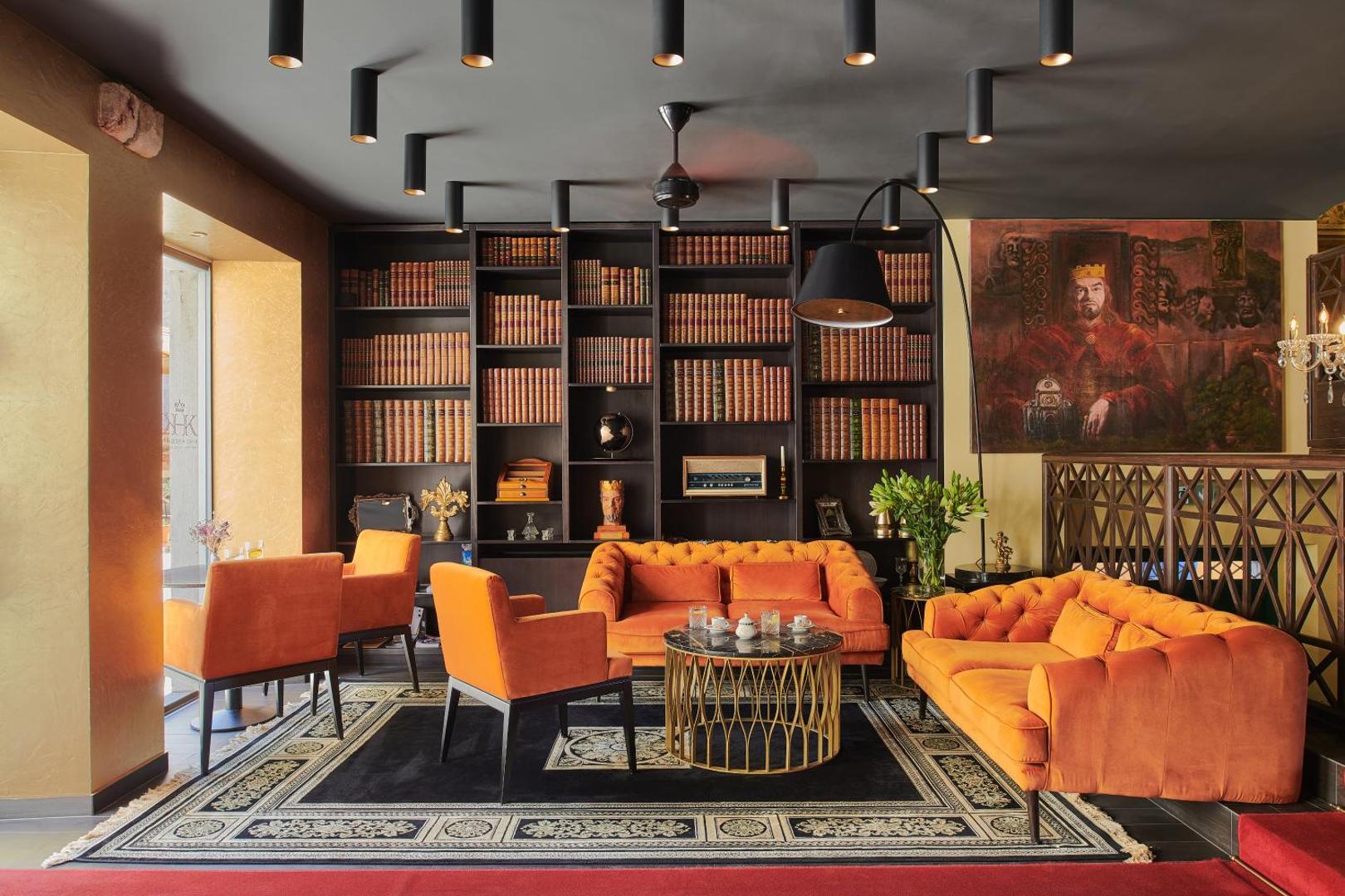 Palace Divnic by Armerun Heritage Hotel 5