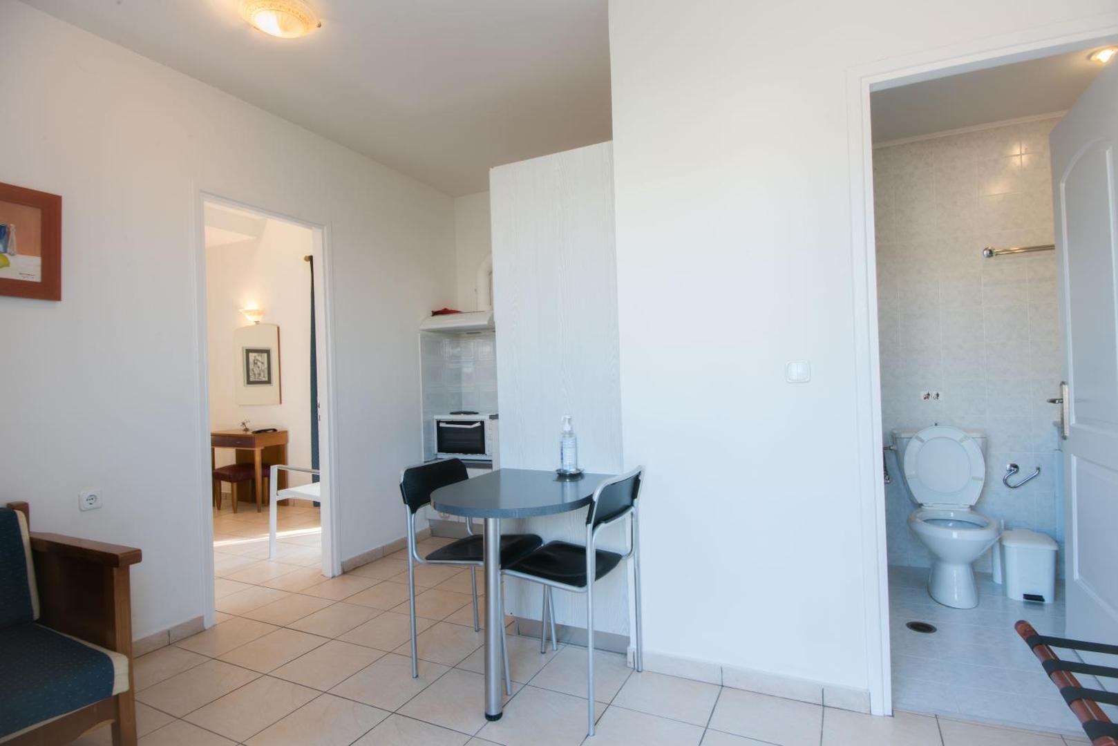 Polydoros Appartments 4