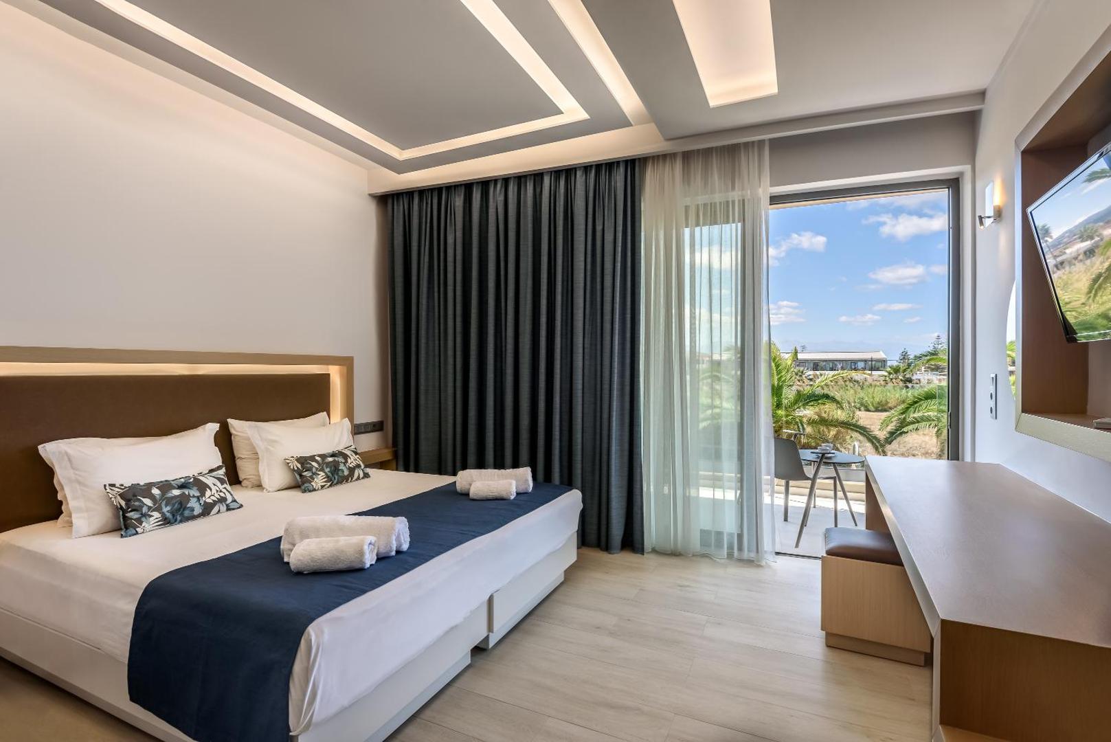 Marinos Beach Hotel 3
