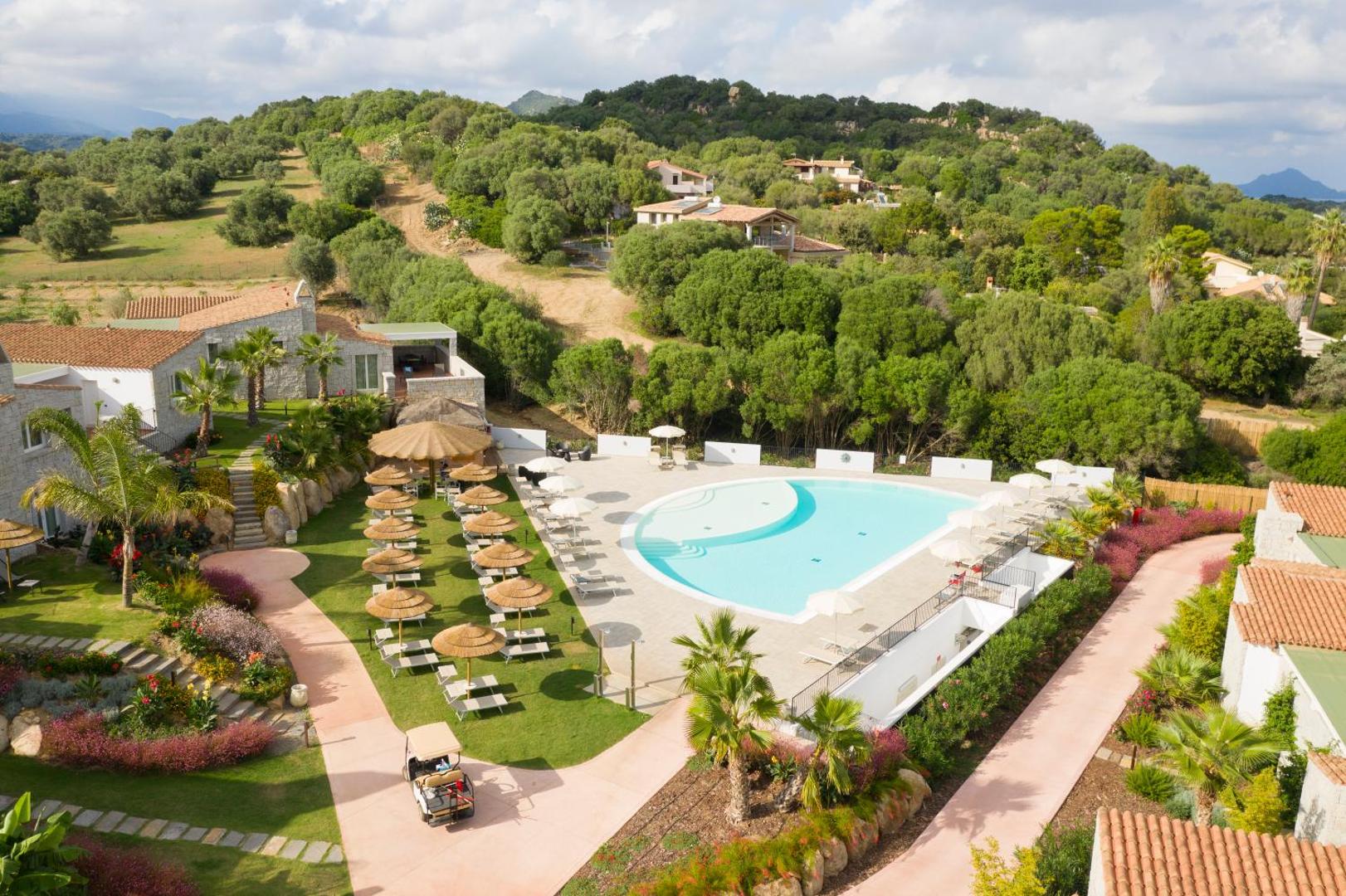 Cala Sinzias Resort 5