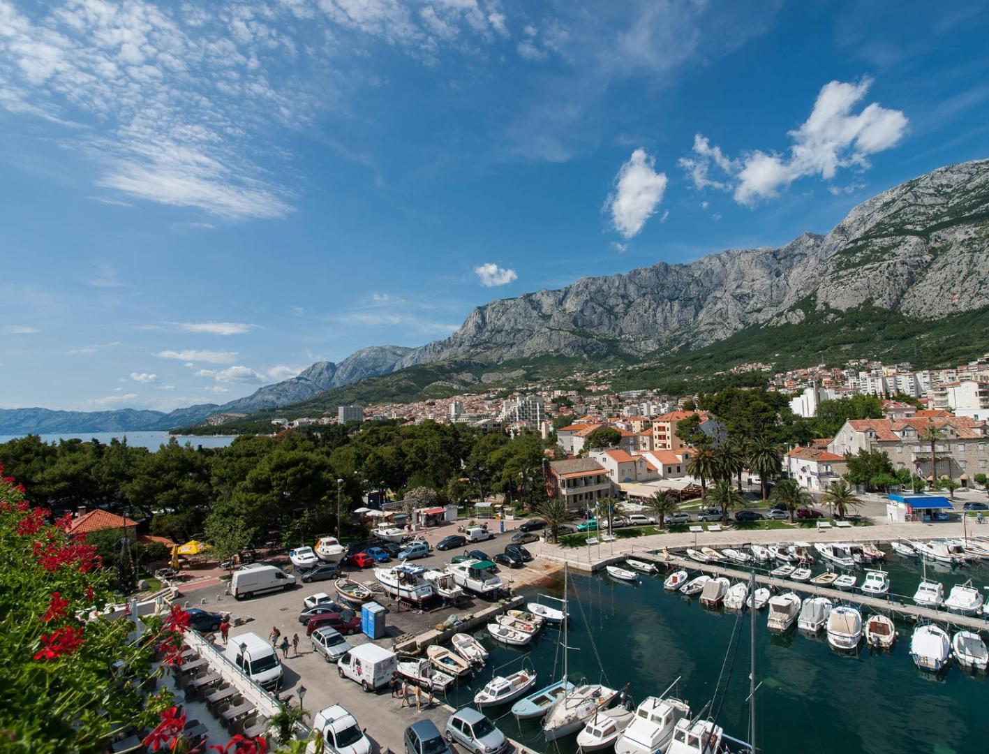 Aparthotel Miramare 8
