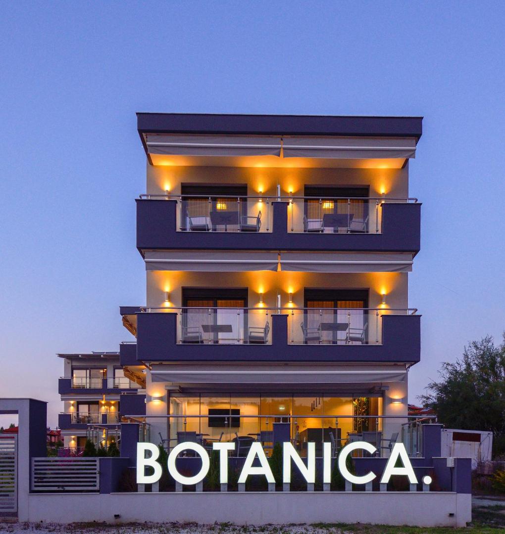 Botanica Luxury Suites 1