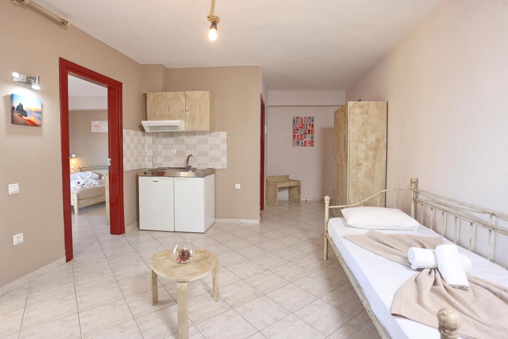 Summer Dream Hotel 4
