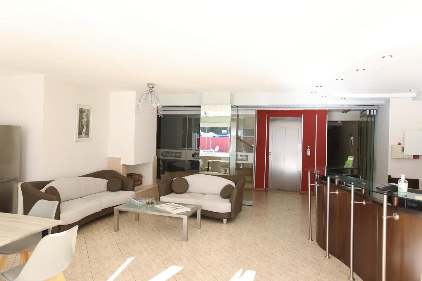 Summer Dream Hotel 7