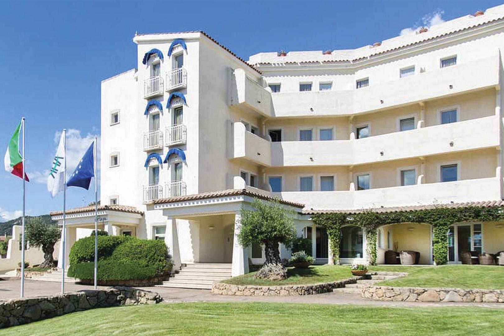 AHR Baja Hotel & Spa Cannigione 8