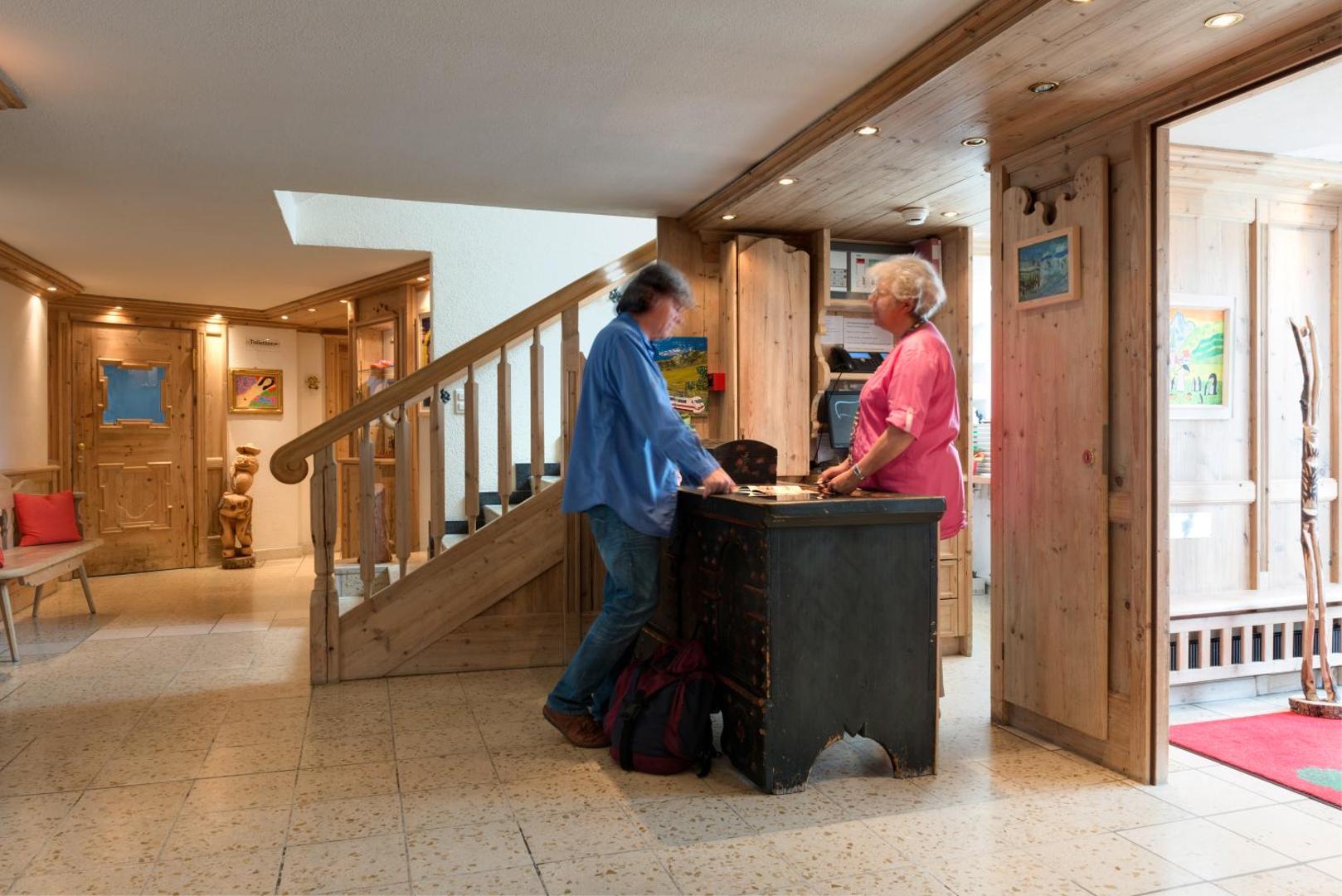 KunstHotel Linde Garni 8