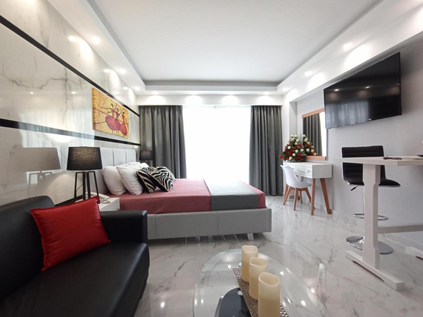 Elektra Beach Hotel 7