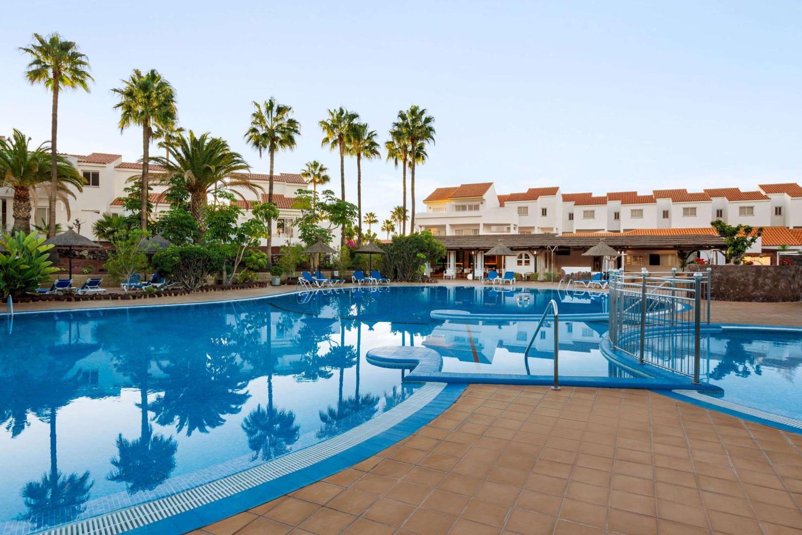 Wyndham Residences Golf del Sur 8