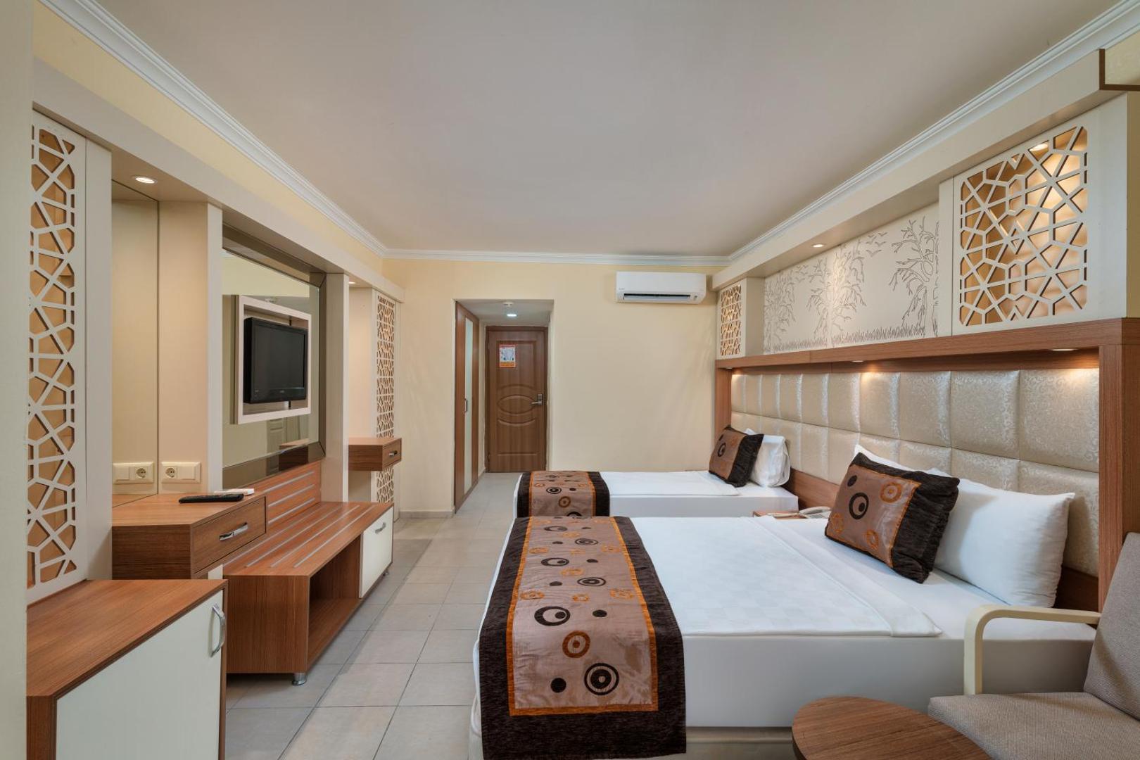 Oz Hotels Incekum Beach 7