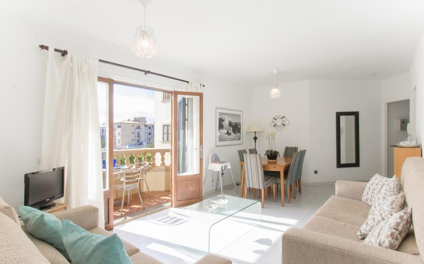 Cosy Home with Pool ideal for Family & Sports near Beach ... 6