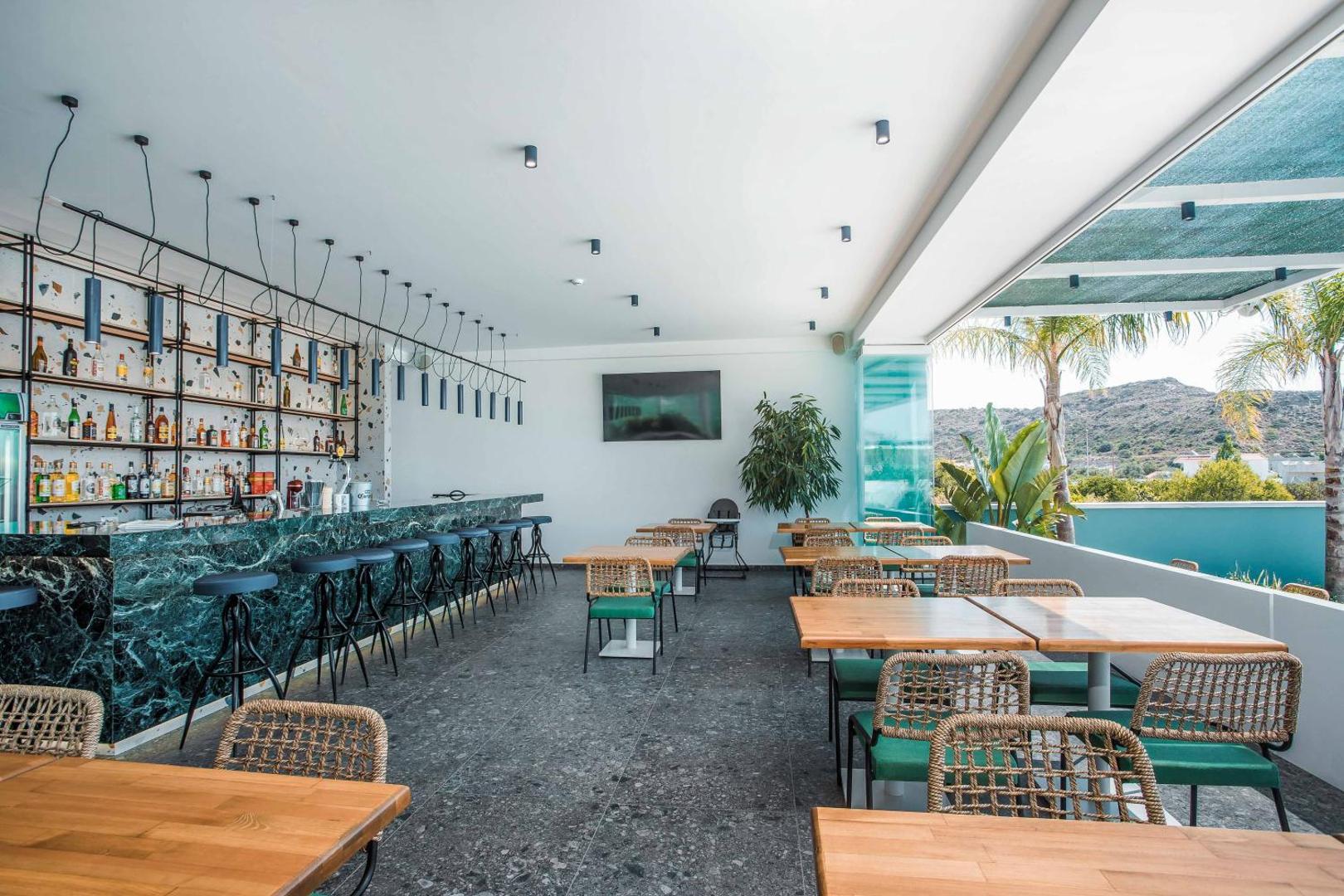 Mazoren Art Hotel 6