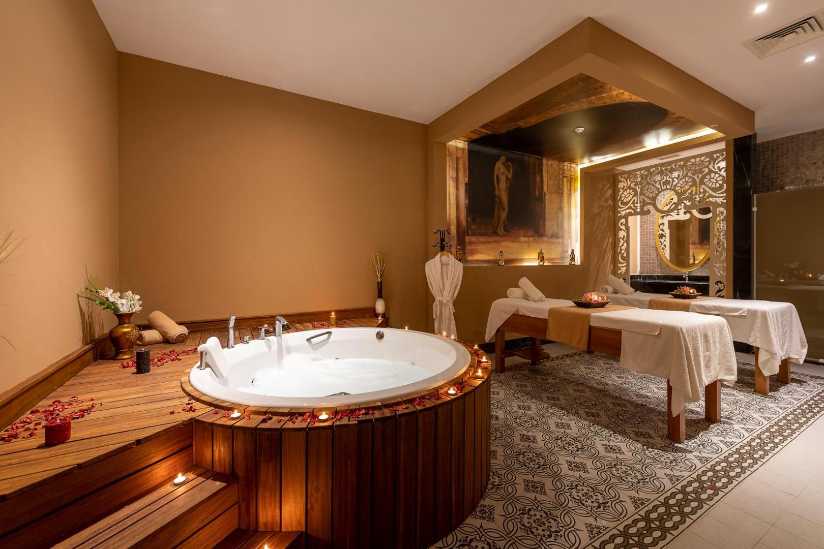 Oz Hotels Side Premium 4