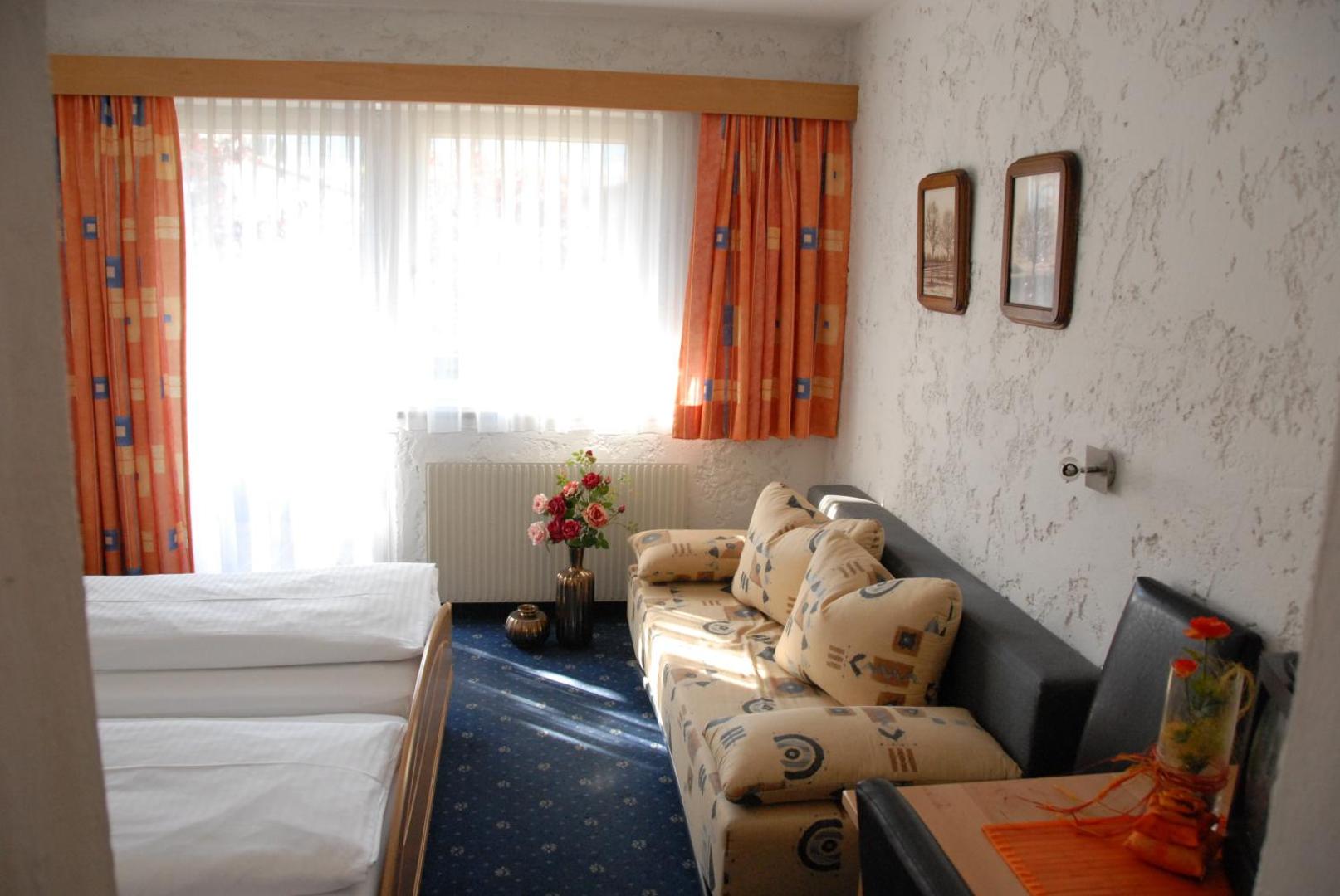 Hotel Edelweiss 3