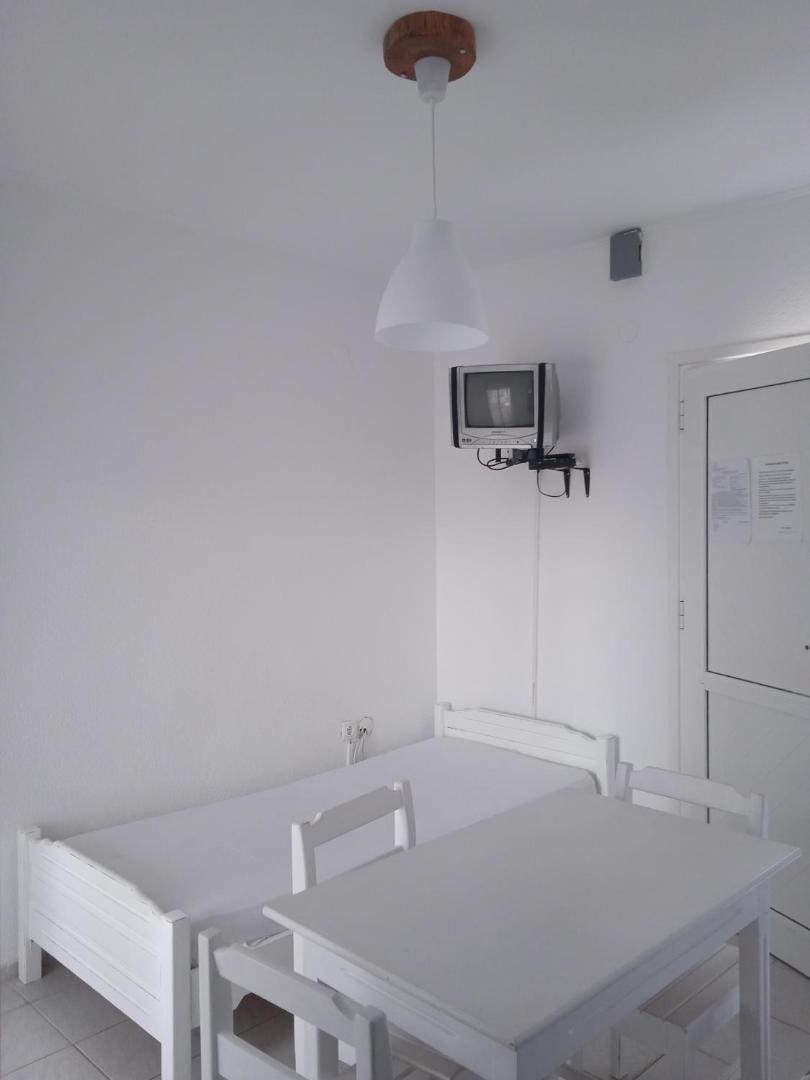 Antonia Rooms 6