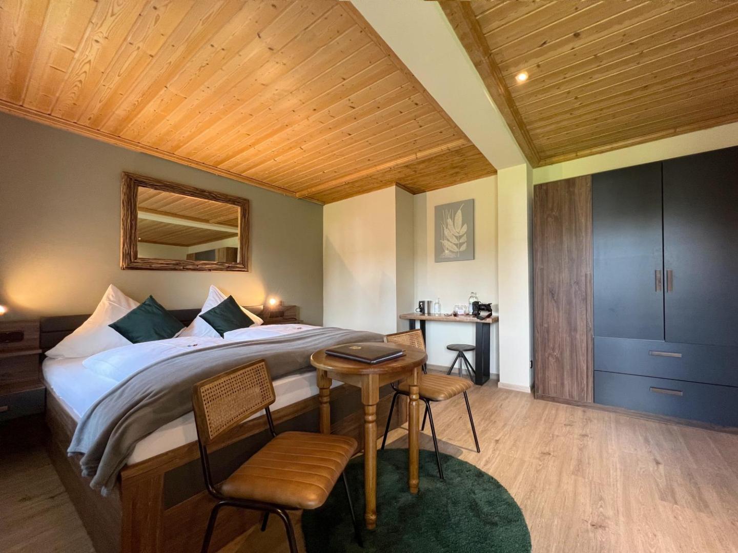 Hotel Schlossblick Chiemsee 8