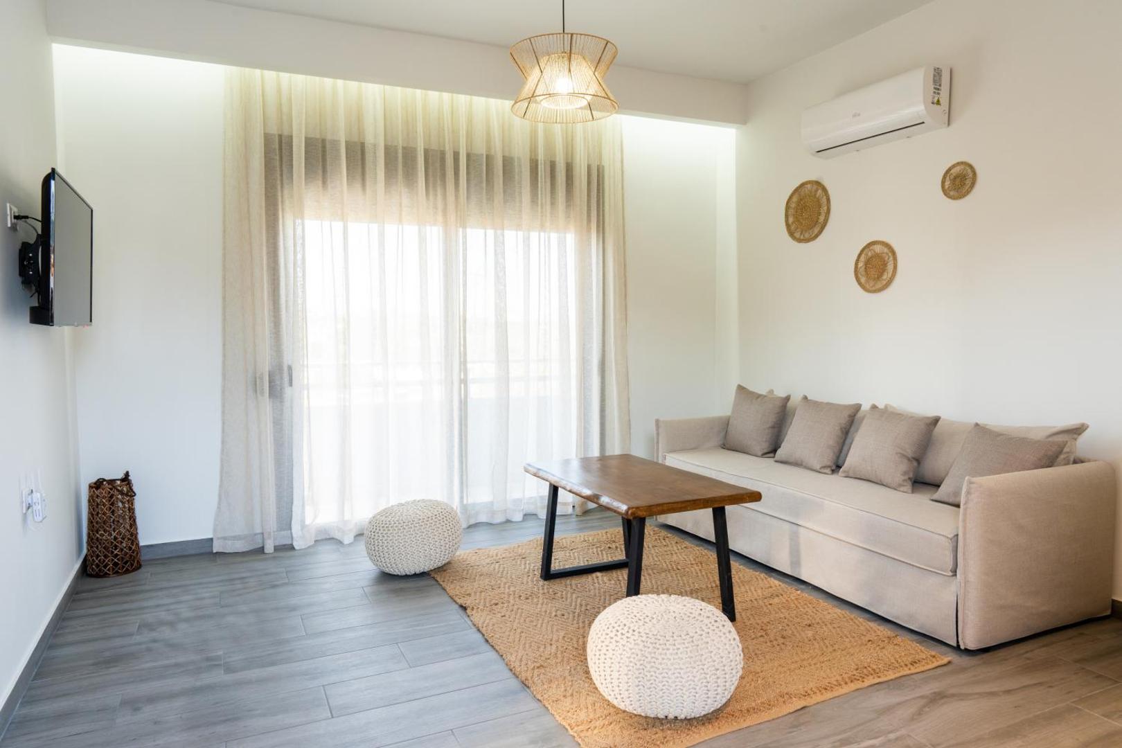 Aesthisis Sensational Accommodation 6