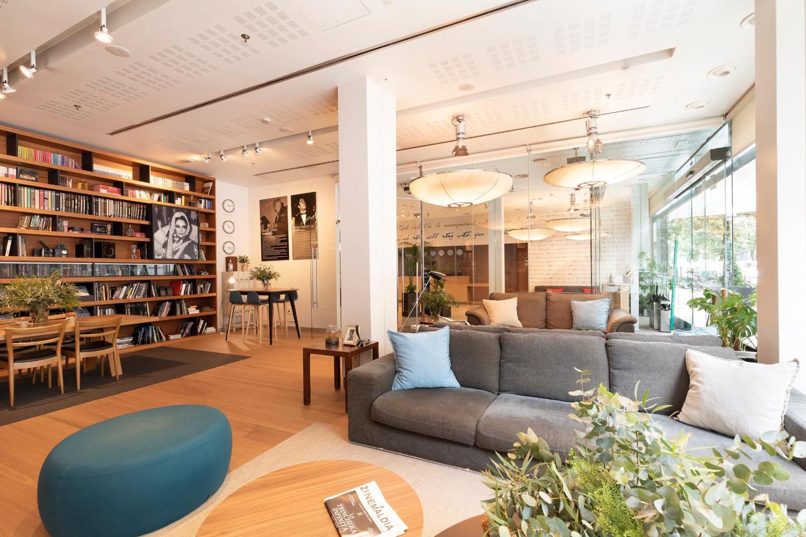 Hotel Zinema7 6