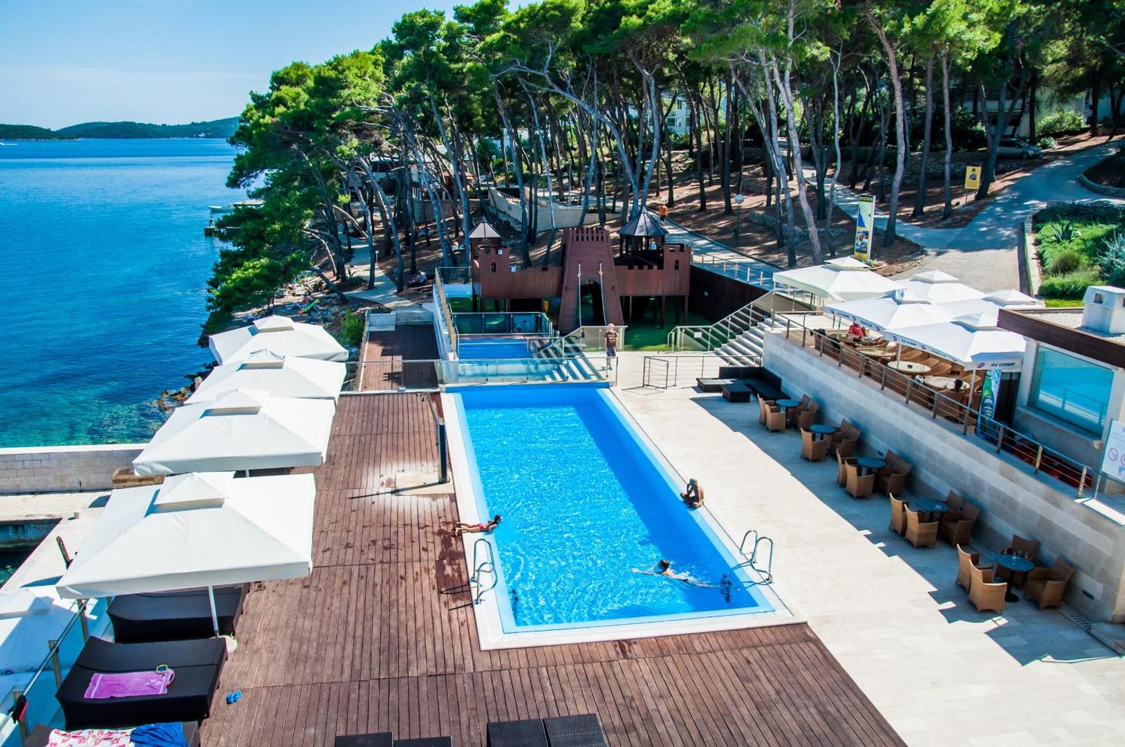 Hotel Maxim 5