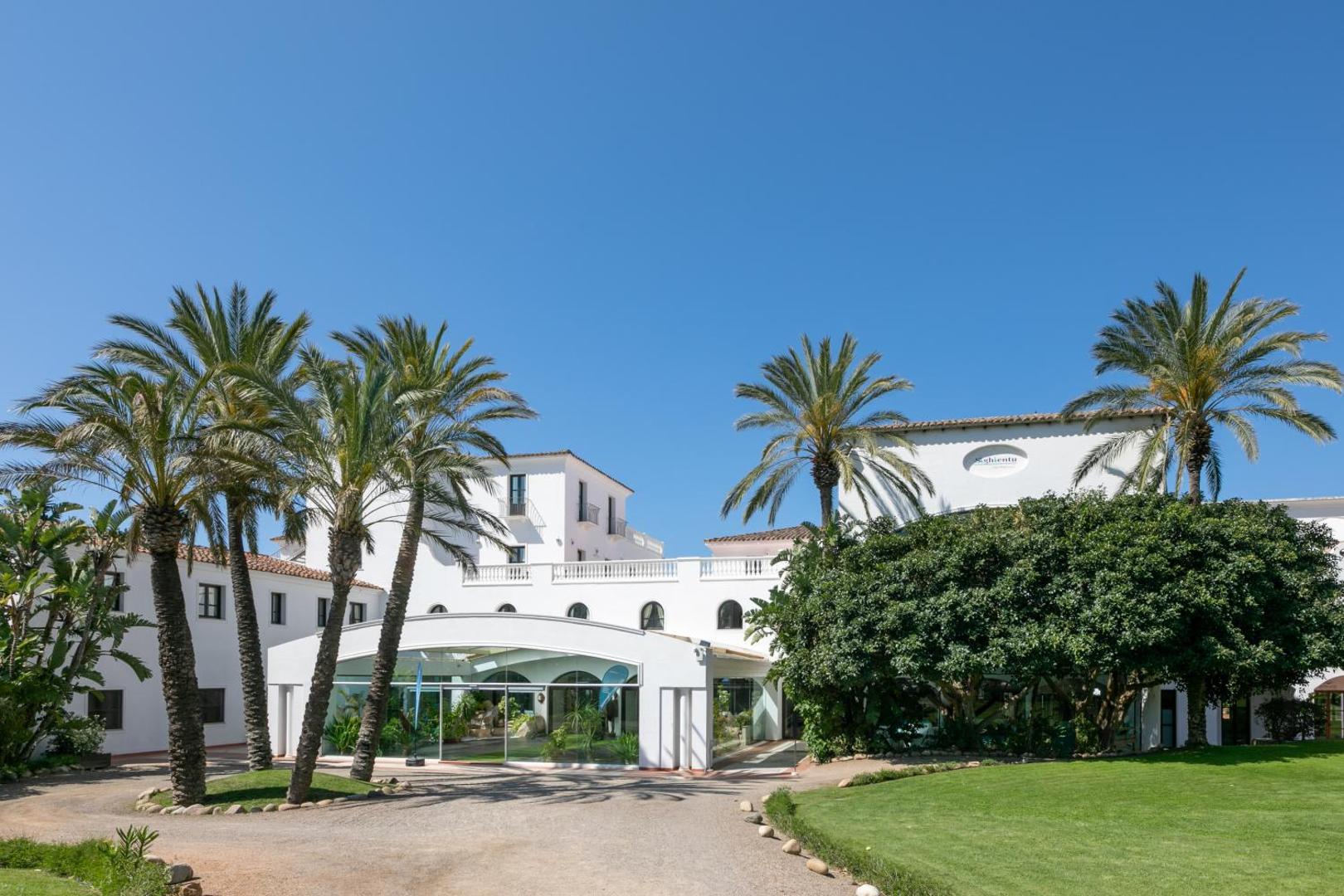 Phi Hotel Sighientu 8