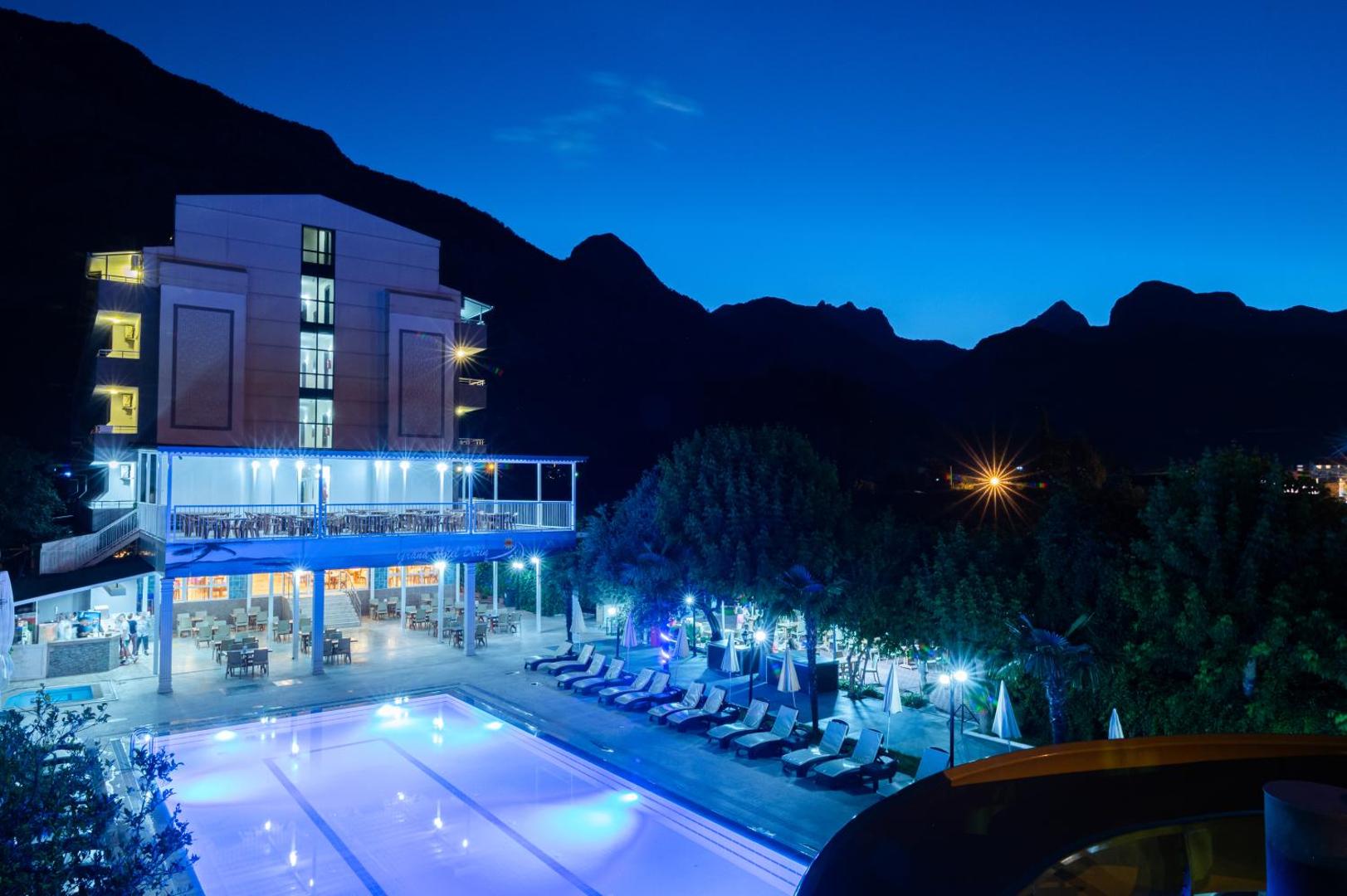 Grand Hotel Derin-All Inclusive 8