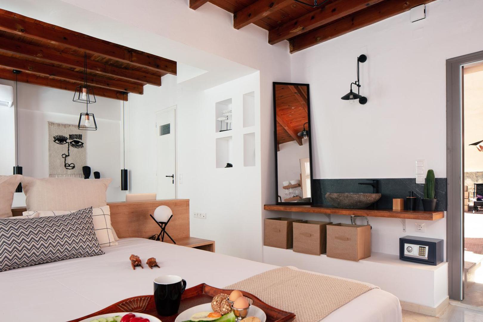 Gateway Suites 6