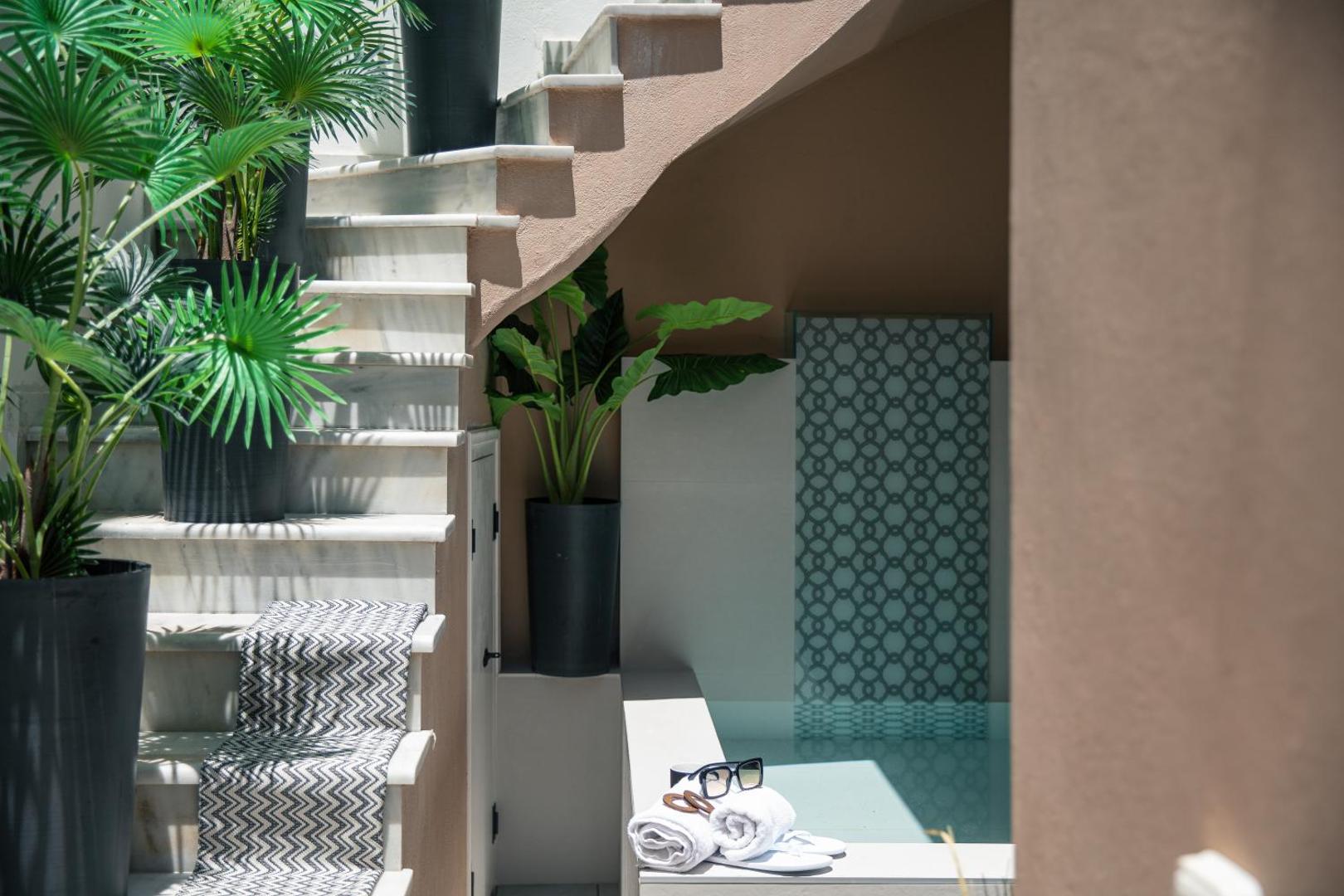 Gateway Suites 5