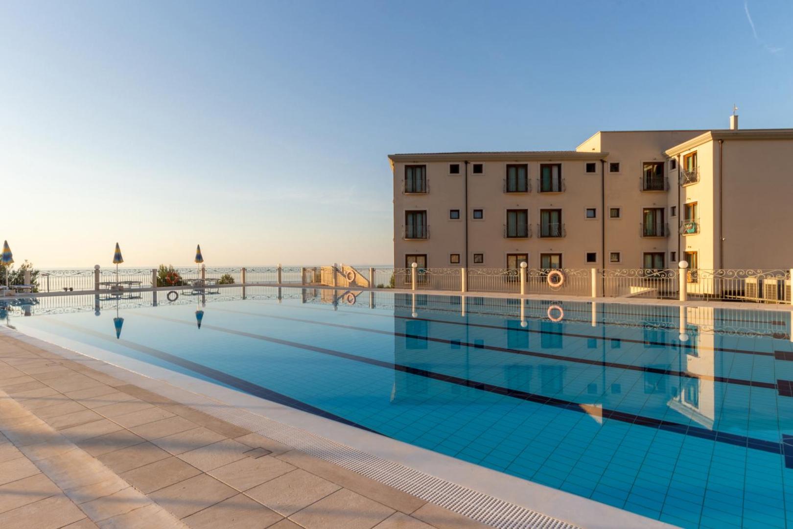 Hotel Brancamaria 5