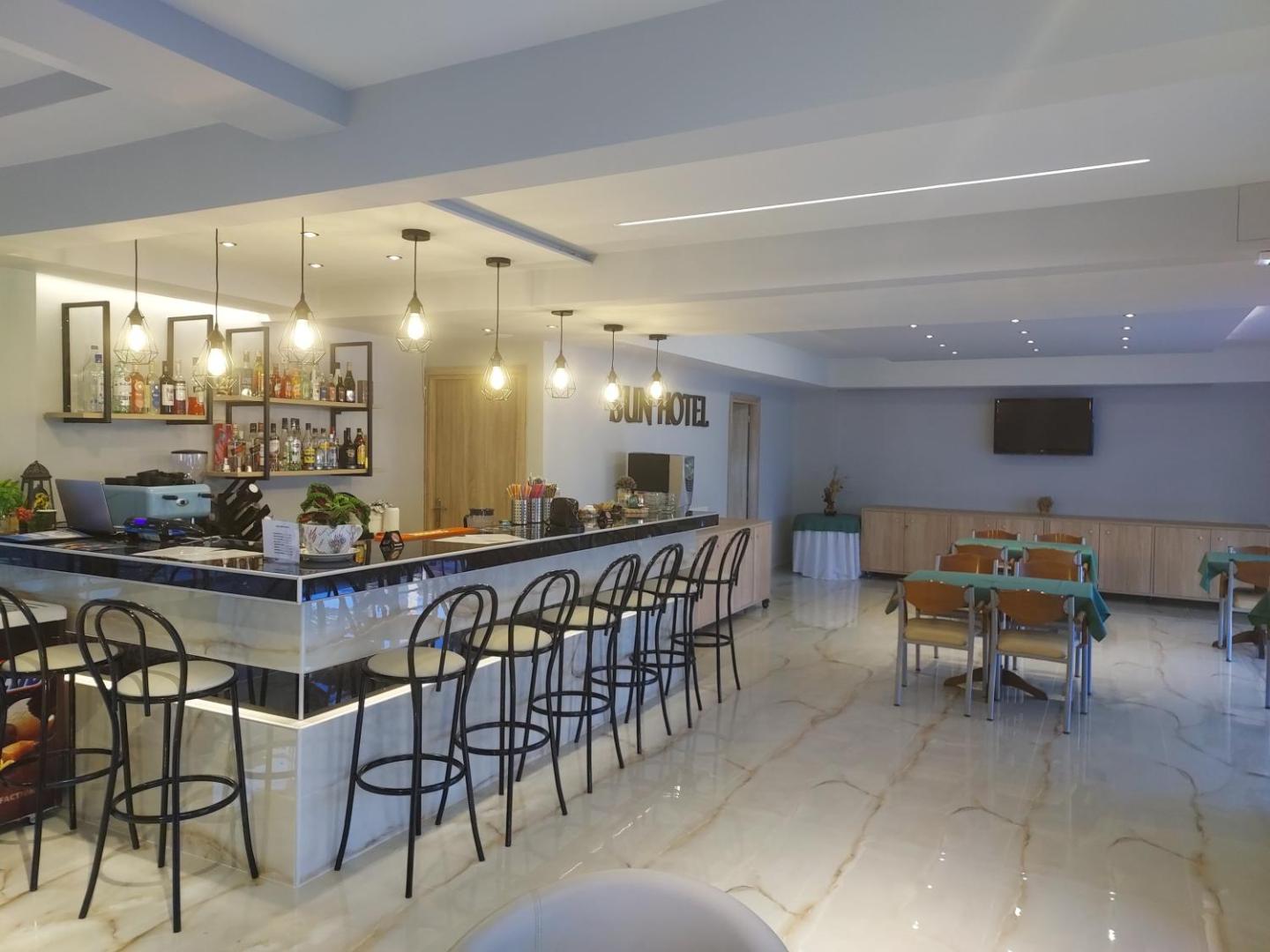 Sun Hotel 7