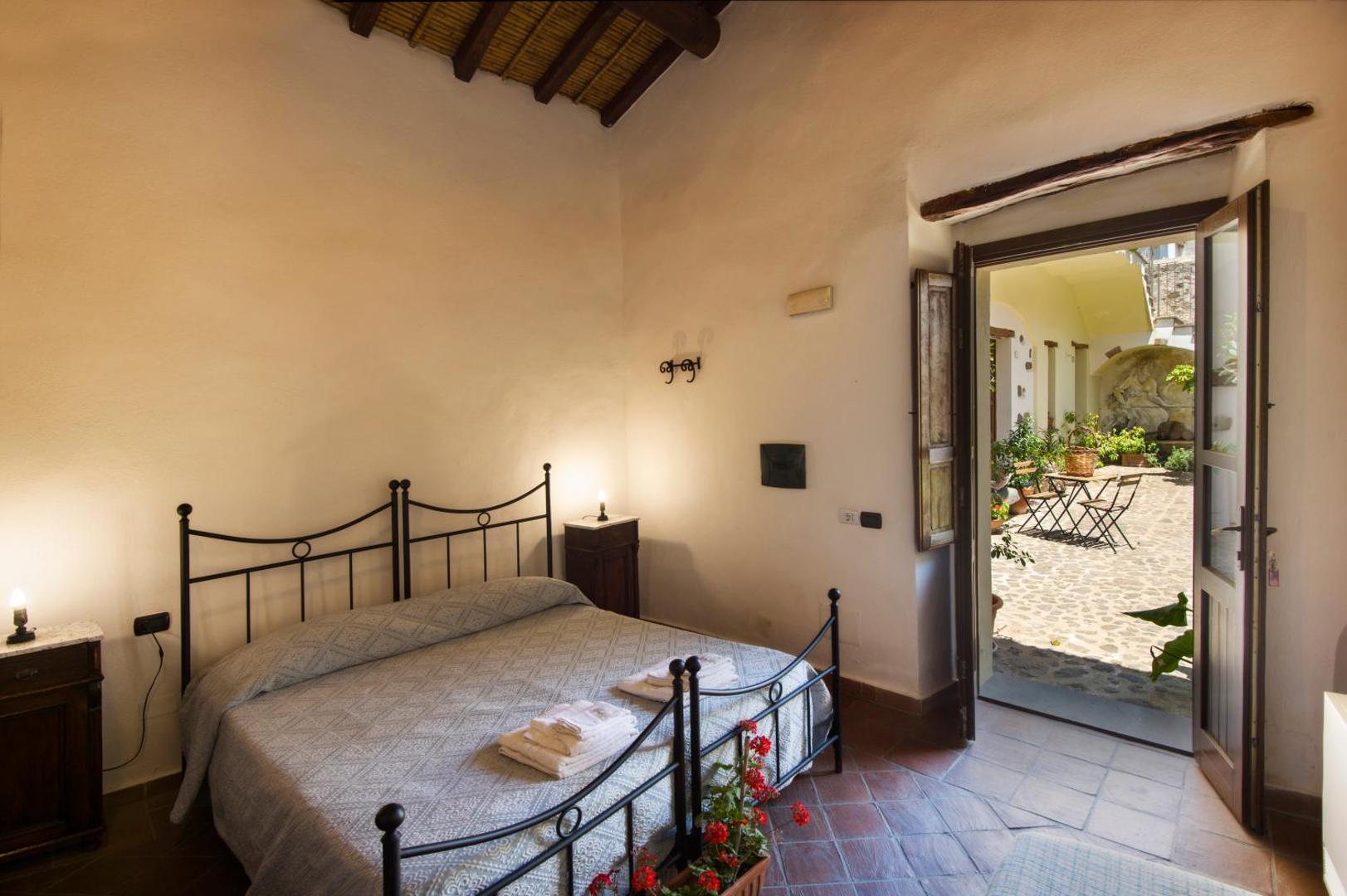 Antico Borgo 7