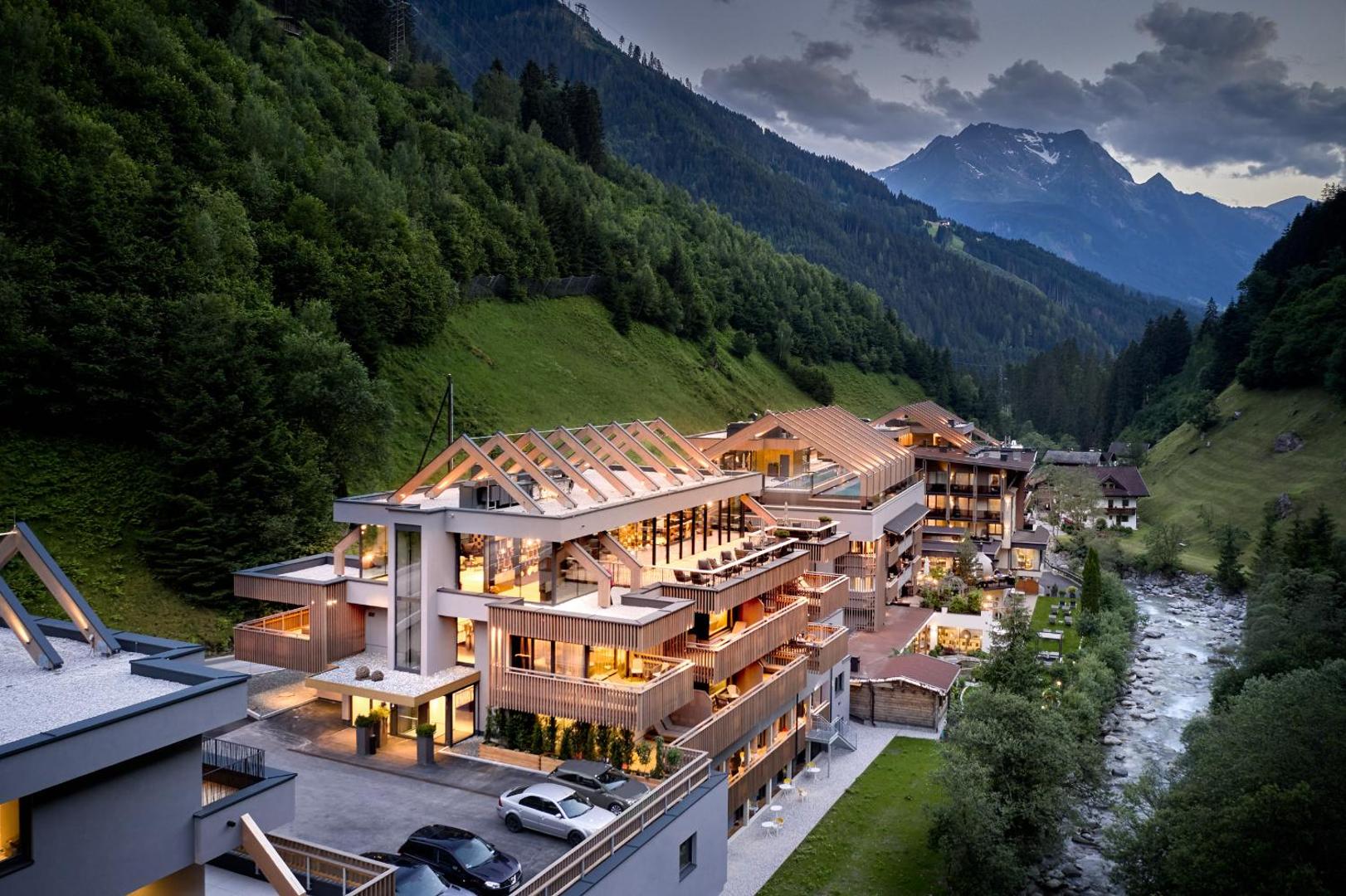 ZillergrundRock - Luxury Mountain Resort 5