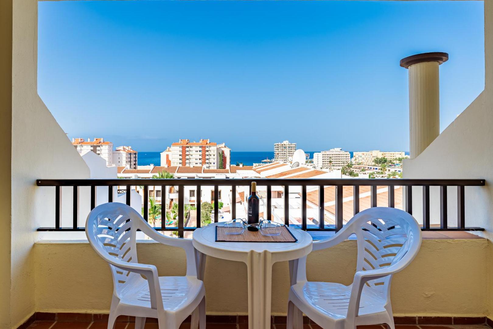 Klayman Olivina Aparthotel 8
