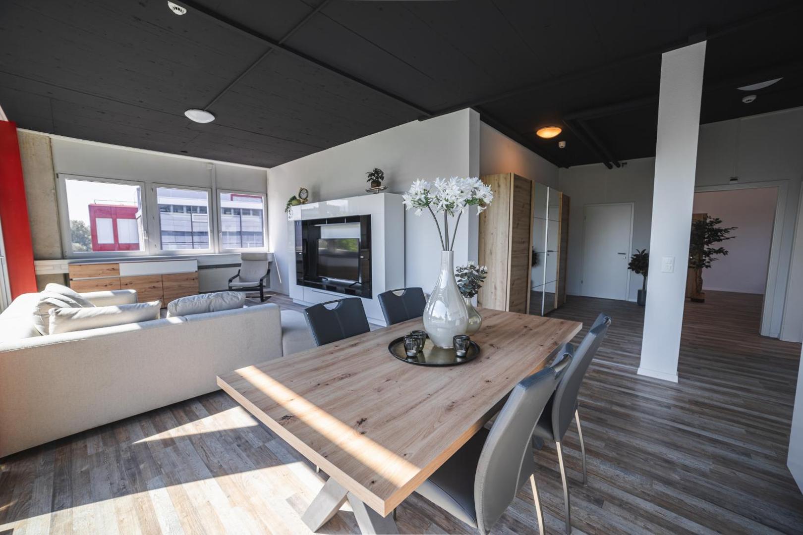 Pit Stop Apartments 1