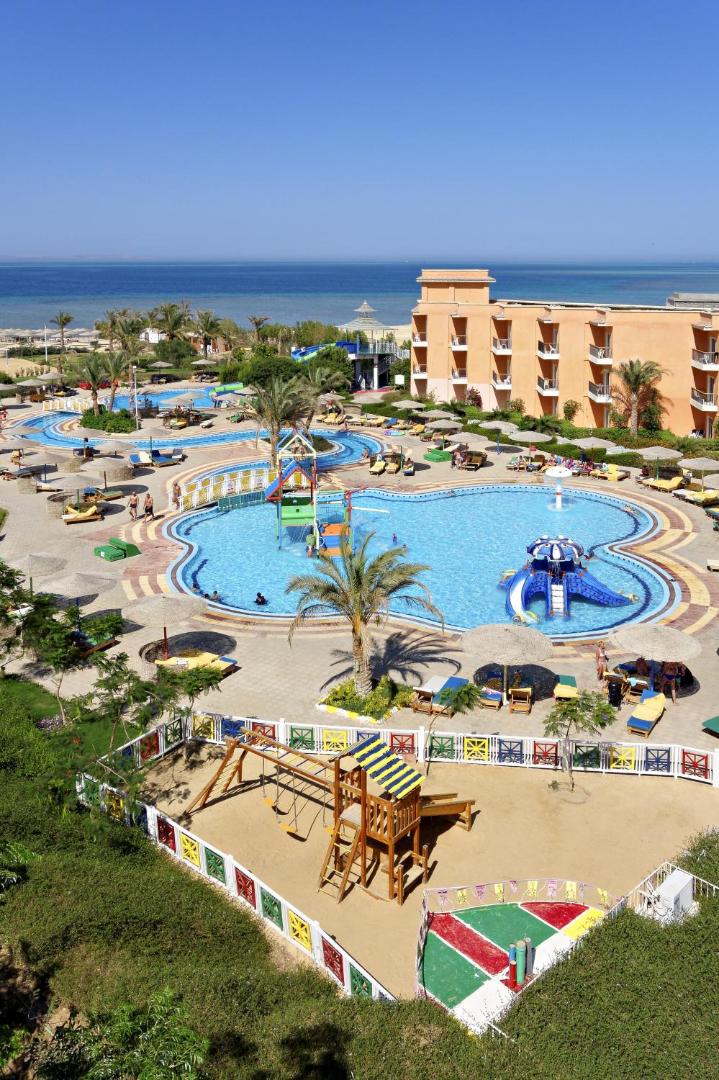 Three Corners Sunny Beach Resort 4