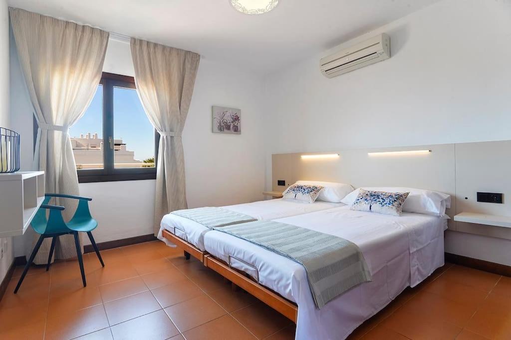 LAS CALAS Nice apartment near the sea. 4