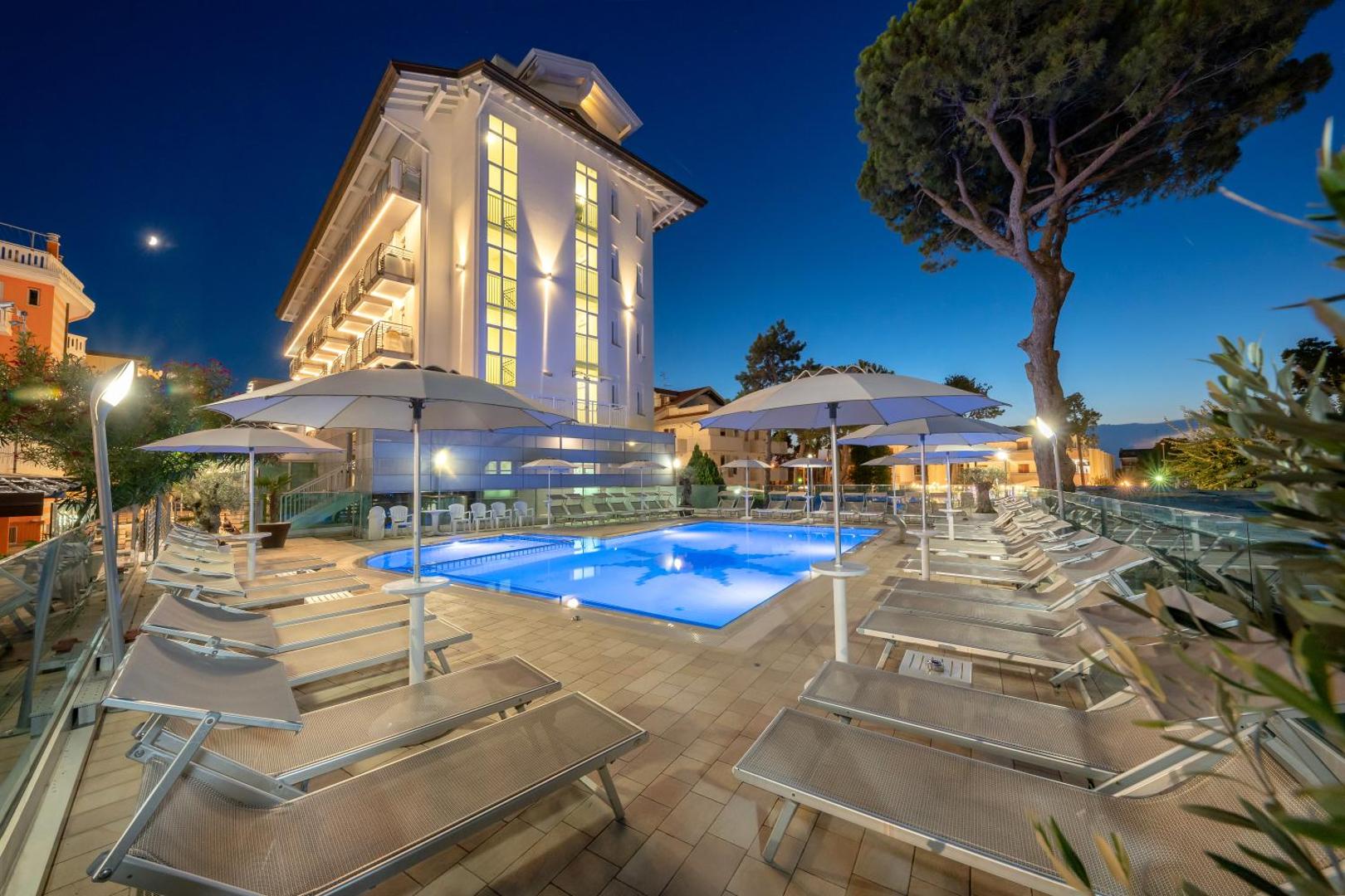 Hotel Helen 5