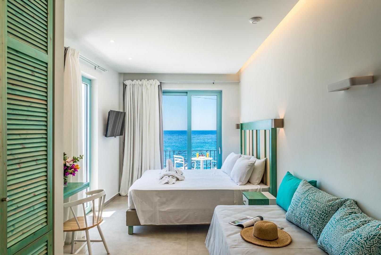 Samaria by the Sea 8