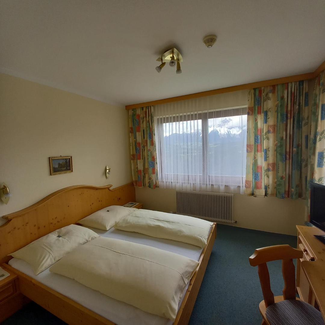 Hotel Pension Berghof 3