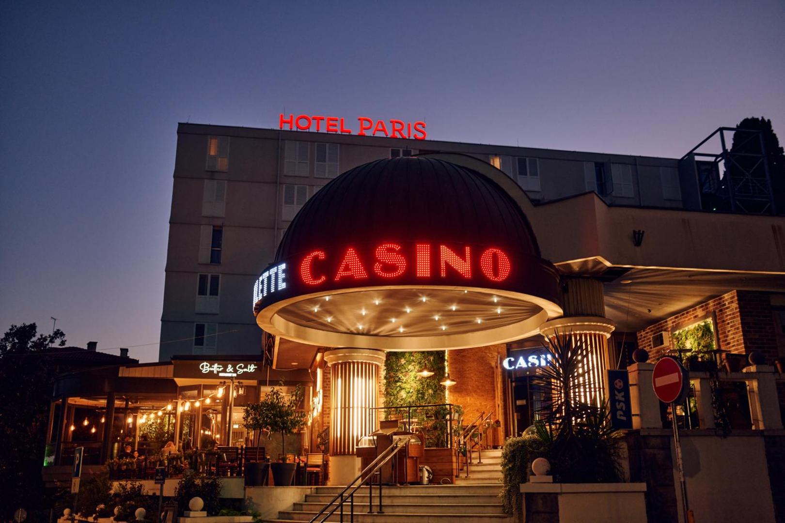 Hotel Paris 3