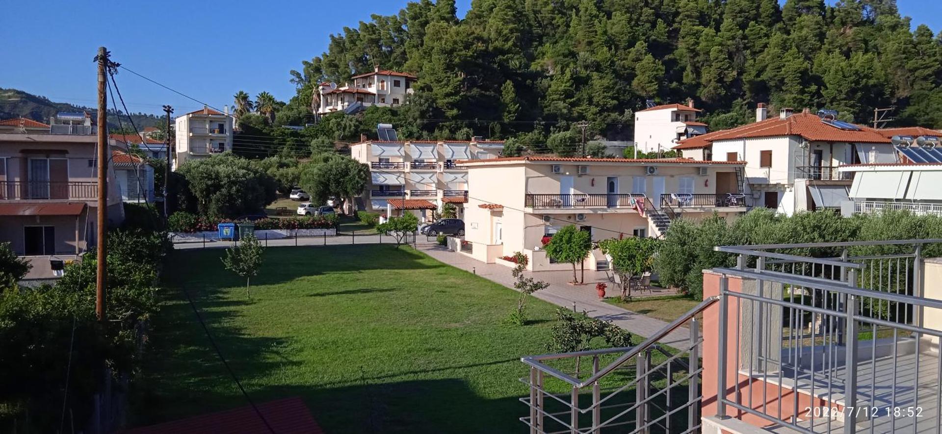Lemonis House 1